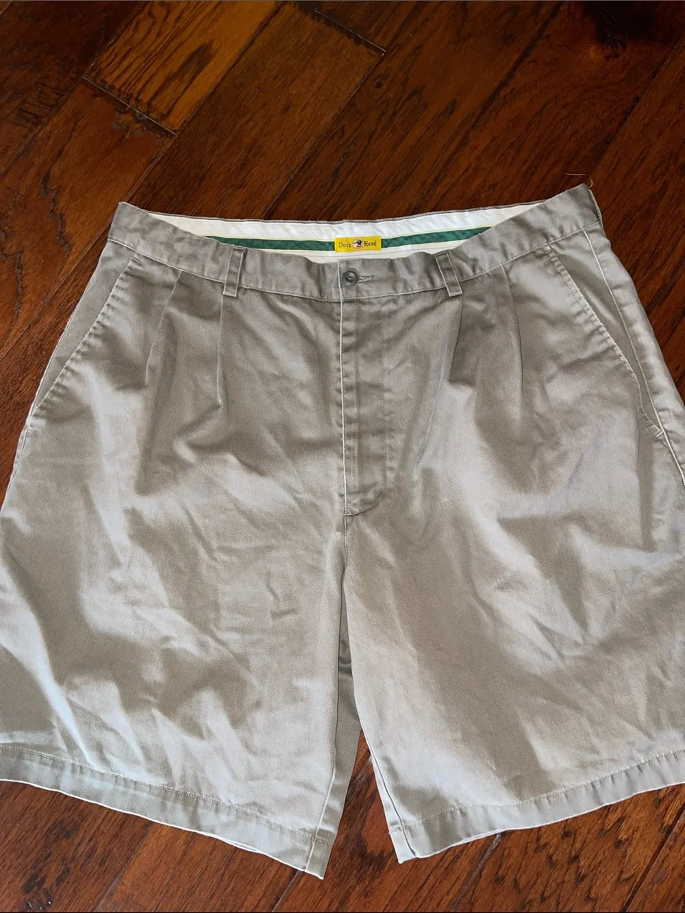 Vintage Duck Head Men's Light Olive Flat-Front Shorts